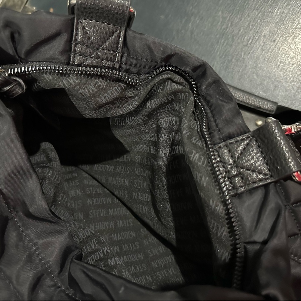 Steve Madden Black Logo Lined Tote - Picture 8 of 8